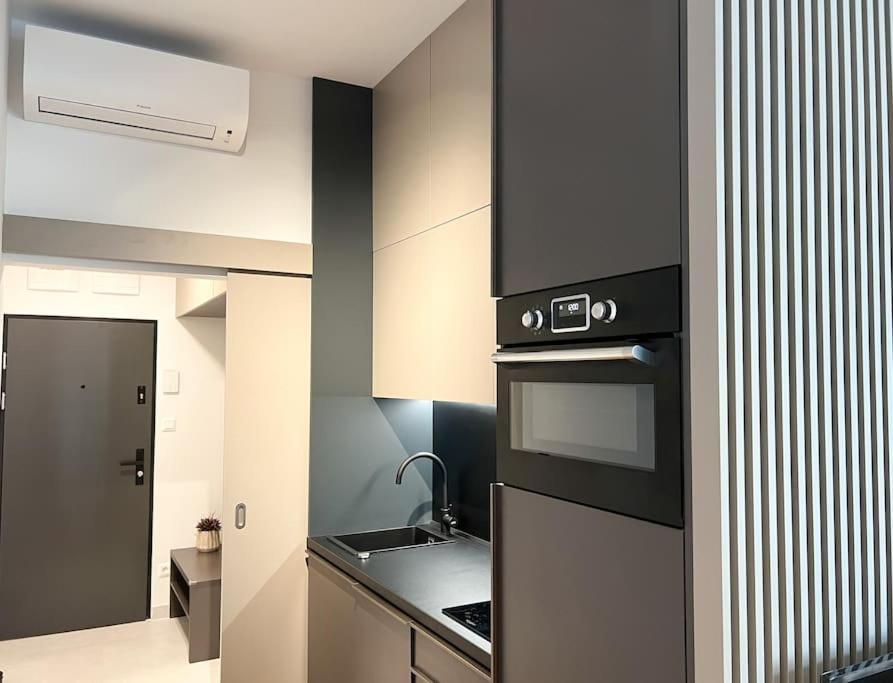 Central Getaway Studio Pressburg Exterior foto